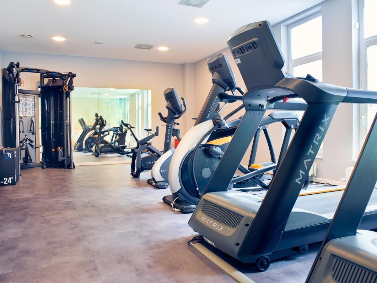 Vila Vita Rosenpark Marburg Екстер'єр фото A gym in a hotel