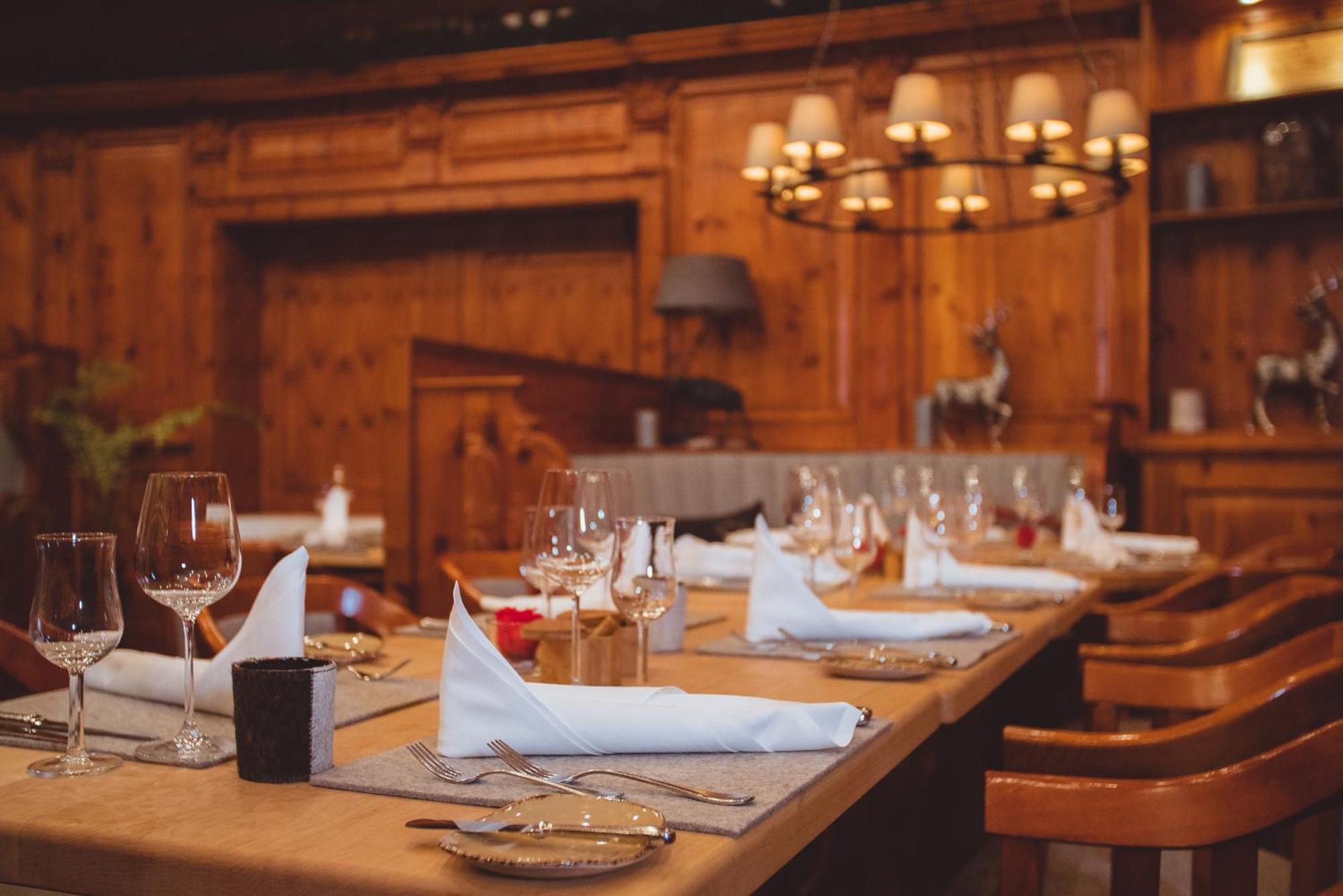 Vila Vita Rosenpark Marburg Екстер'єр фото Restaurant in the Hotel Axelmannstein